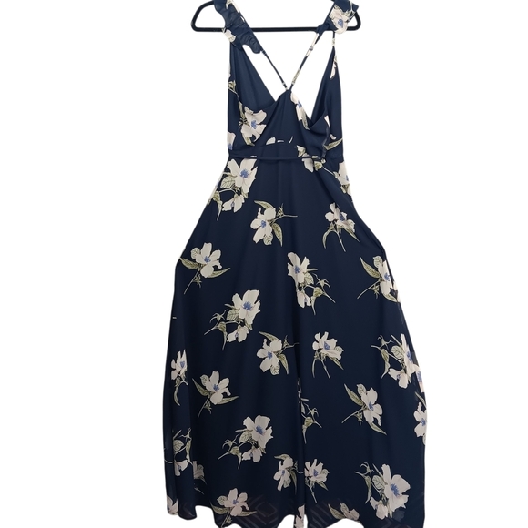 LULUS All Mine Navy Blue Floral PrintHigh-Low Wrap Dress size M Resort Vacation - Picture 4 of 10